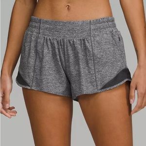 Lululemon hottie hot 2.5 shorts